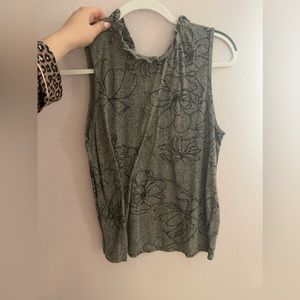 Anthropologie t.la floral grey tank!